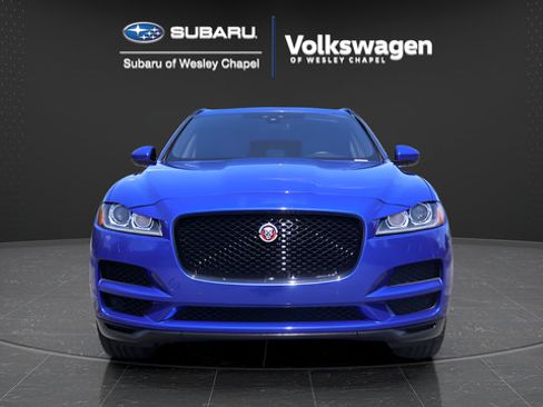 Used 2018 Jaguar F-PACE Premium AWD/4WD image 3