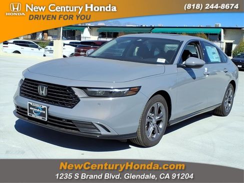New 2025 Honda Accord EX-L image 1