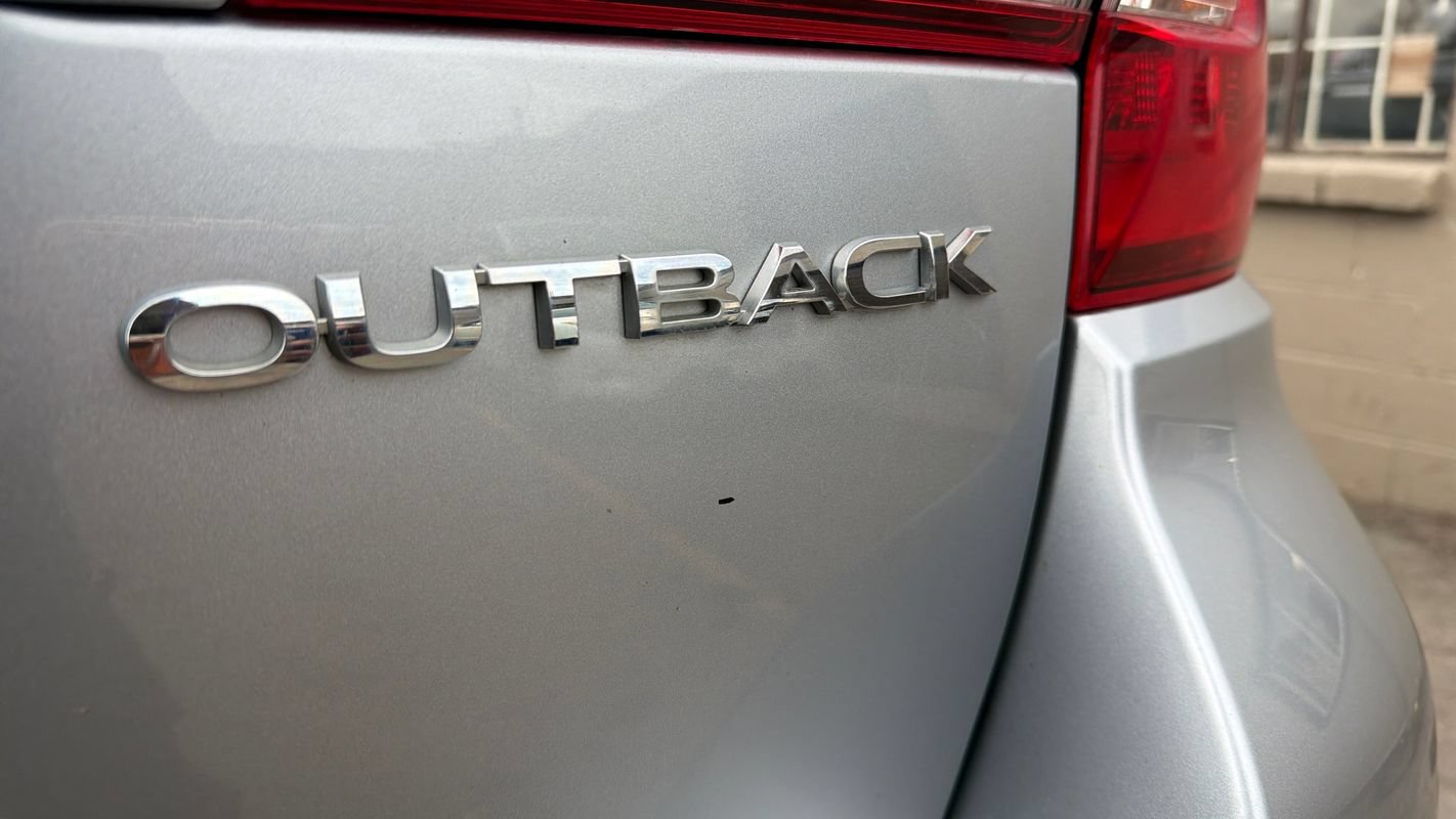 Used 2019 Subaru Outback 2.5i Premium w/ Popular Package #2 AWD/4WD image 24
