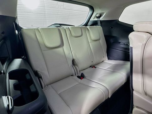 Used 2019 Subaru Ascent Limited image 25