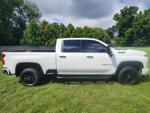 Used 2024 Chevrolet Silverado 2500 LTZ w/ LTZ Plus Package AWD/4WD image 11