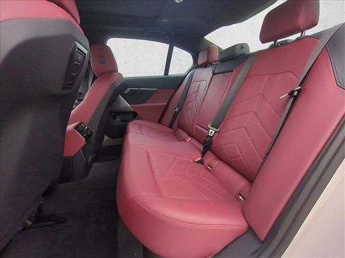 Certified 2024 BMW 530i xDrive w/ Premium Package image 17