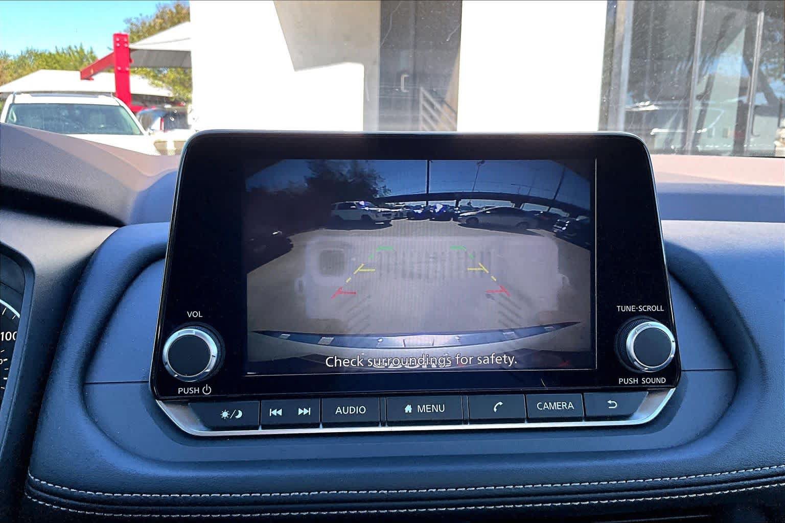 Used 2023 Nissan Rogue SV FWD image 28