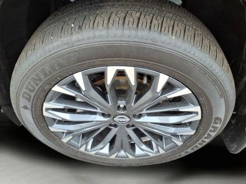 Certified 2026 Nissan Rogue Platinum w/ Platinum Premium Package AWD/4WD image 12