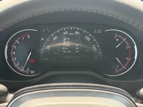 Used 2023 Toyota RAV4 XLE Premium FWD image 22