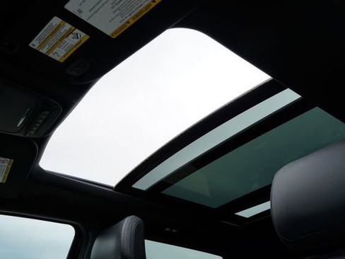 Used 2025 Ford F250 Platinum AWD/4WD image 46