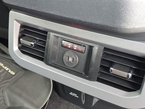 Used 2025 Ford F450 Lariat w/ Lariat Ultimate Package image 17