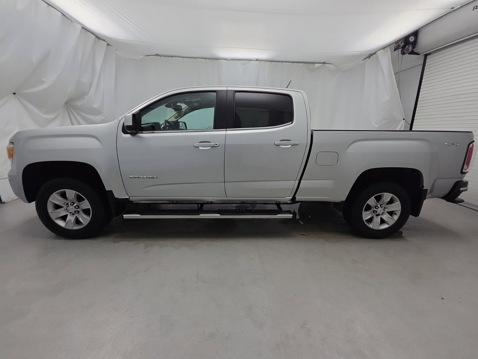 Used 2018 GMC Canyon SLE w/ SLE Convenience Package AWD/4WD image 4