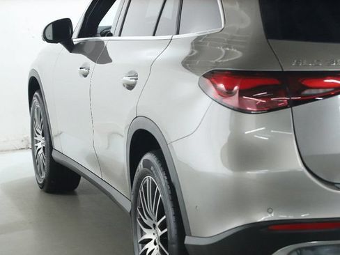 Used 2023 Mercedes-Benz GLC 300 4MATIC image 44