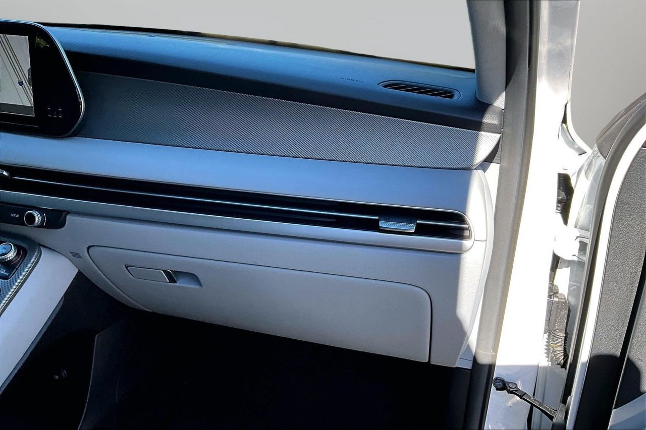 Used 2024 Hyundai Palisade SEL w/ Premium Package FWD image 20