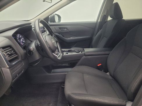 Used 2024 Nissan Rogue S AWD/4WD image 17