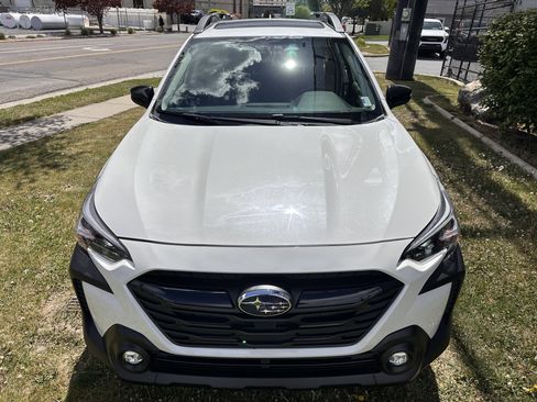 Used 2025 Subaru Outback Onyx Edition XT AWD/4WD image 12