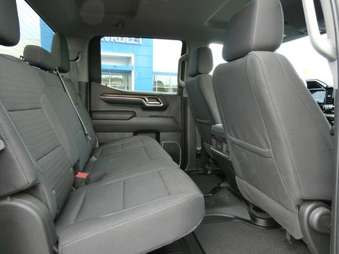 Certified 2023 Chevrolet Silverado 1500 RST w/ Z71 Off-Road Package AWD/4WD image 15
