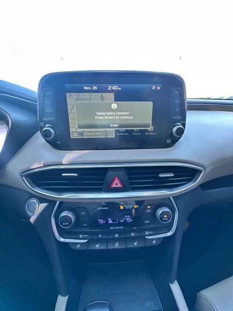 Used 2020 Hyundai Santa Fe Limited FWD image 13