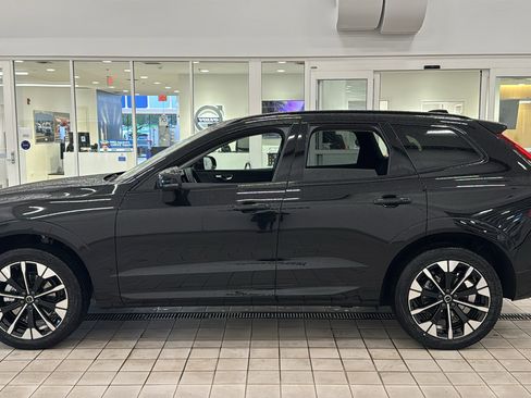 New 2026 Volvo XC60 B5 Plus w/ Climate Package AWD/4WD image 8