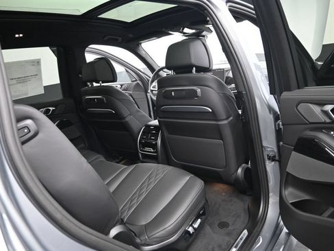 New 2027 BMW X7 M60i AWD/4WD image 30