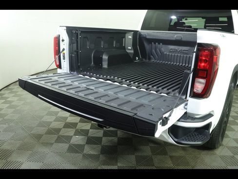 Used 2024 GMC Sierra 1500 Elevation AWD/4WD image 20