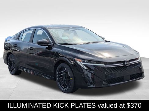 New 2026 Nissan Sentra SR w/ SR Premium Package FWD image 9