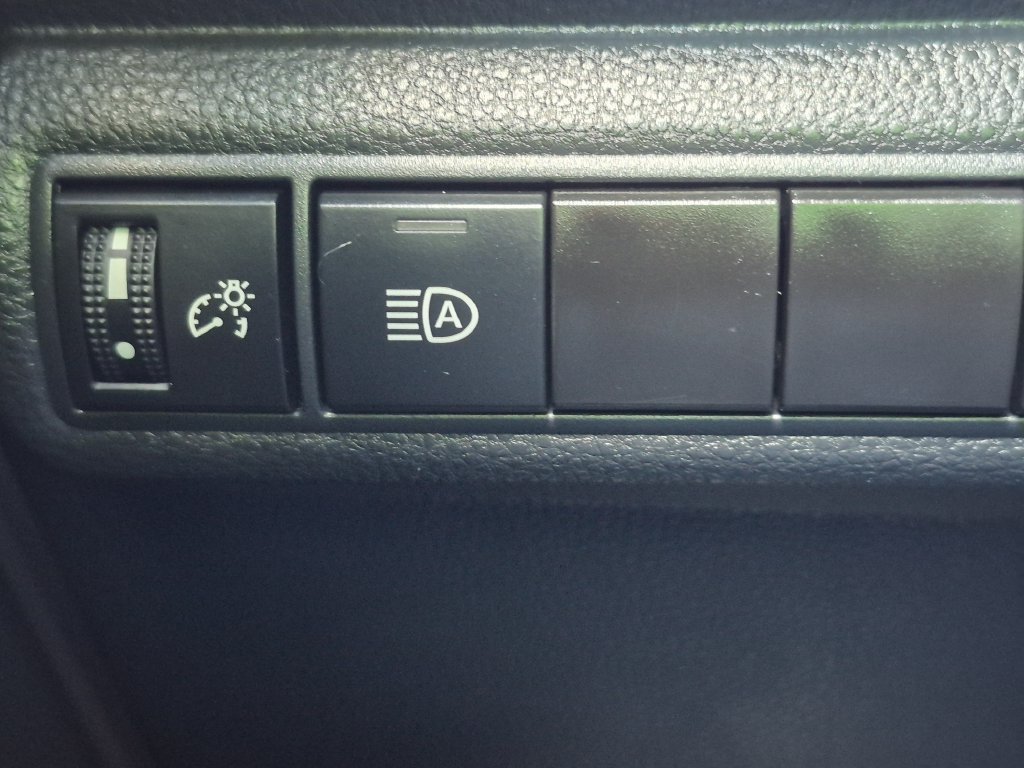 Used 2024 Toyota Corolla LE FWD image 24
