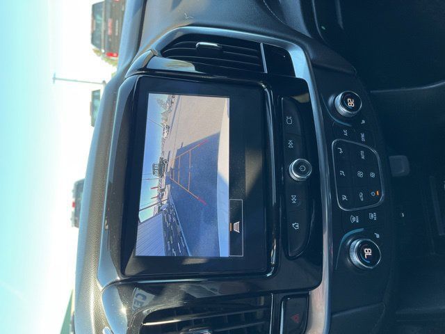 Used 2023 Chevrolet Traverse LT AWD/4WD image 47