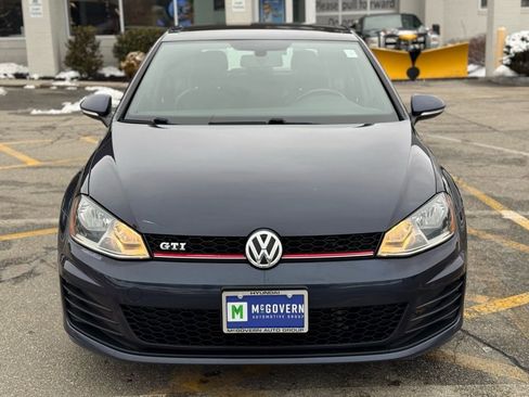 Used 2016 Volkswagen GTI SE image 10