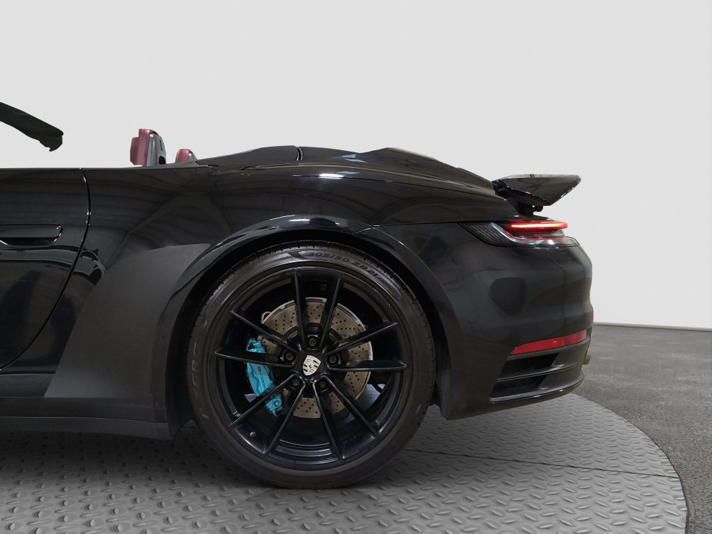 Used 2020 Porsche 911 Carrera 4S AWD/4WD image 10
