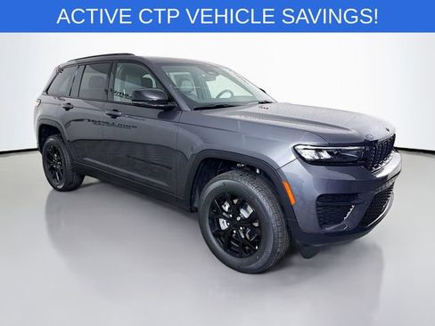 New 2025 Jeep Grand Cherokee Altitude image 1