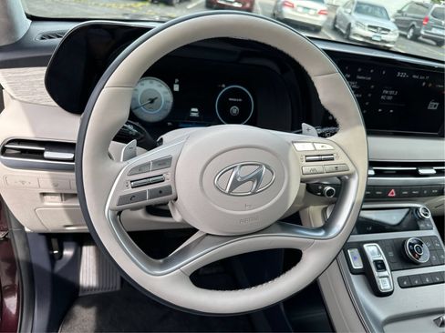 Certified 2023 Hyundai Palisade Calligraphy AWD/4WD image 19