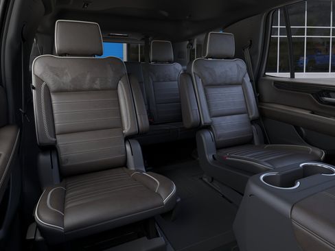 New 2026 GMC Yukon Denali Ultimate AWD/4WD image 17