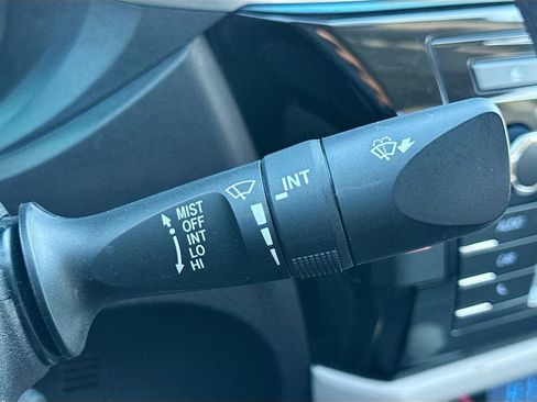 Used 2016 Toyota Corolla LE image 14