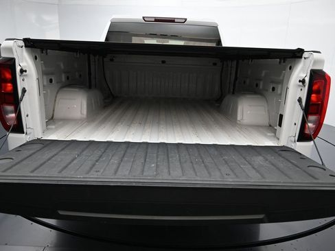 Used 2021 GMC Sierra 1500 Base w/ Convenience Package image 24