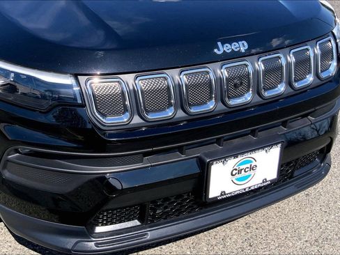 Used 2022 Jeep Compass Latitude w/ Sun and Sound Group image 29