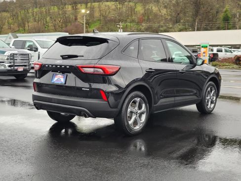 Used 2025 Ford Escape ST-Line image 5