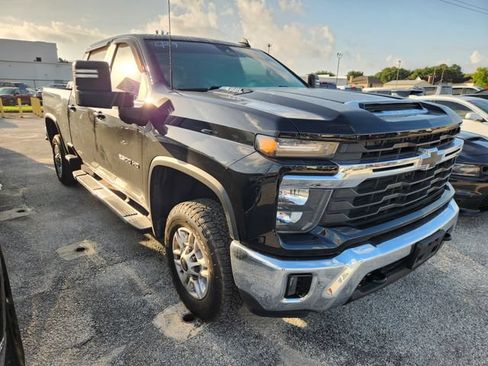 Used 2024 Chevrolet Silverado 2500 LT w/ Convenience Package RWD image 1