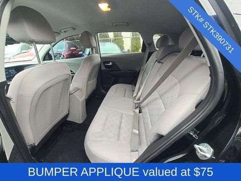 Used 2020 Kia Niro LXS image 4