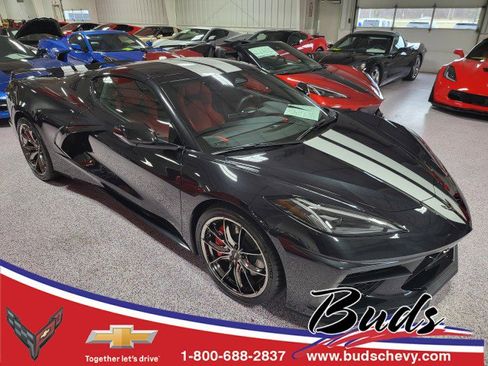 Used 2024 Chevrolet Corvette Stingray Preferred Cpe w/ Z51 Performance Package image 1