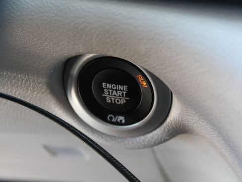 Used 2024 Chrysler Voyager LX FWD image 20