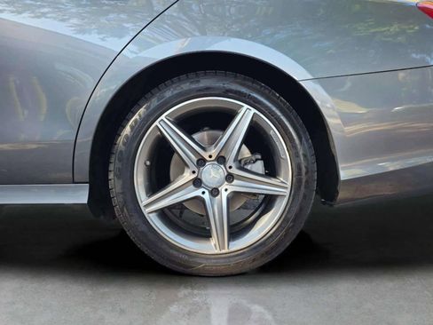 Used 2017 Mercedes-Benz E 300 image 13