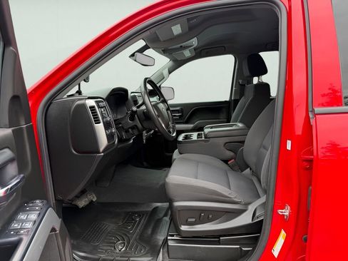 Used 2019 Chevrolet Silverado 1500 LT w/ LPO, Black Pack image 17