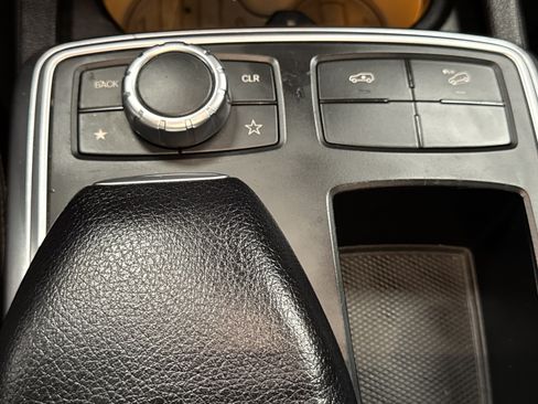 Used 2014 Mercedes-Benz GL 450 4MATIC image 13