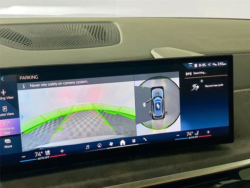 Used 2024 BMW X5 sDrive40i w/ M Sport Package image 12