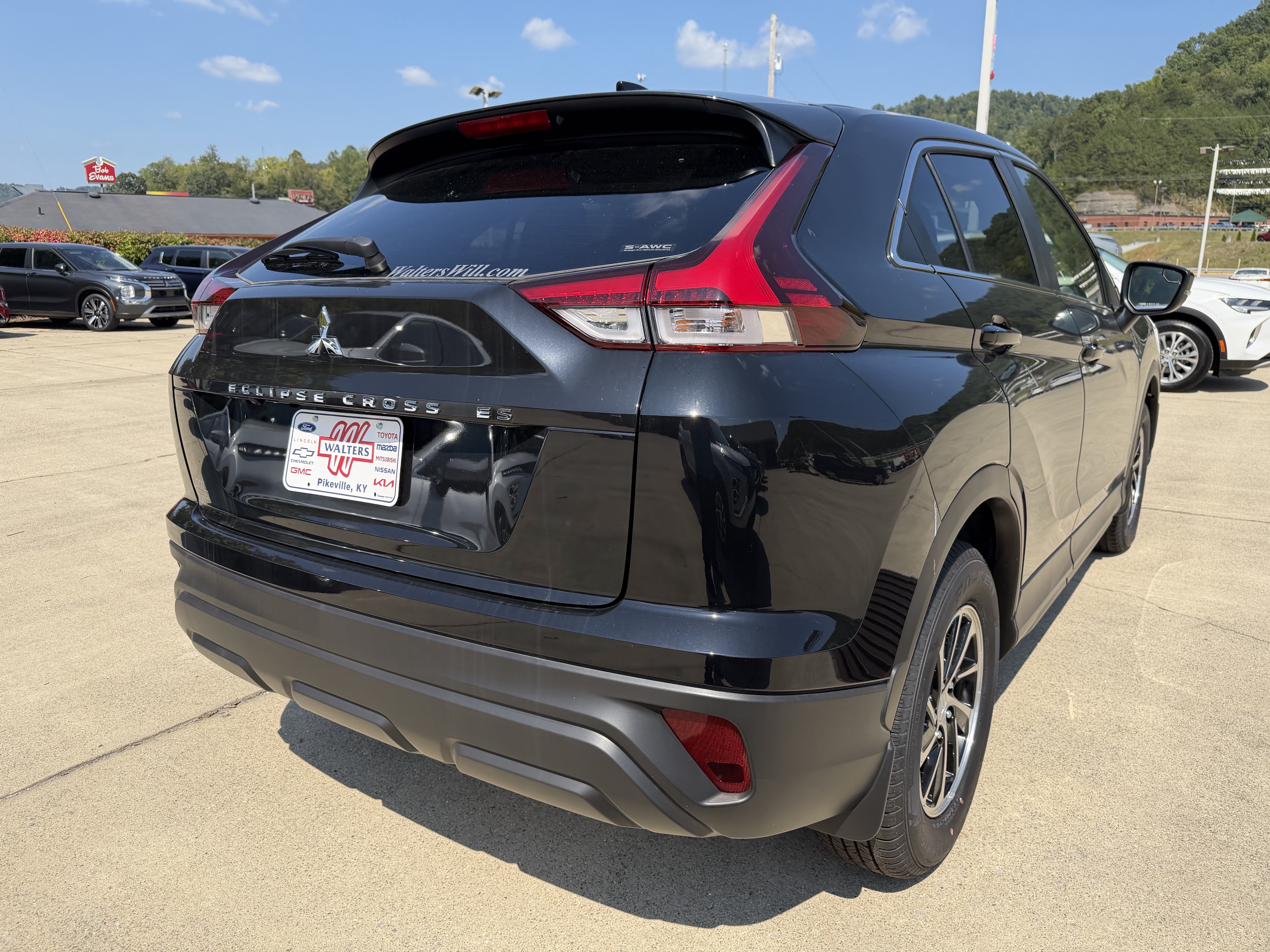 New 2026 Mitsubishi Eclipse Cross ES AWD/4WD image 7