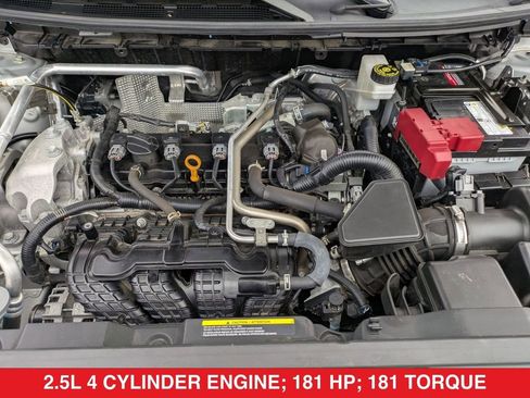 Certified 2021 Nissan Rogue SV image 38