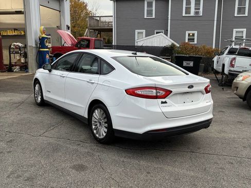 Used 2015 Ford Fusion S image 5