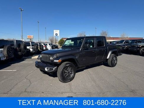 New 2026 Jeep Gladiator Sport AWD/4WD image 6