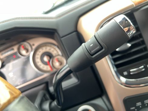 Used 2016 RAM 3500 Laramie Longhorn AWD/4WD image 18