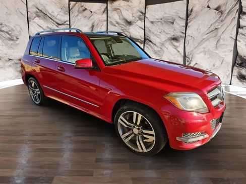 Used 2015 Mercedes-Benz GLK 350 2WD w/ Premium 1 Package image 8