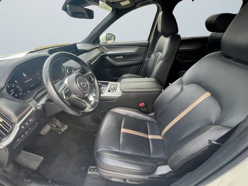 Used 2024 MAZDA CX-90 3.3 Turbo w/ Premium Plus Pkg image 11