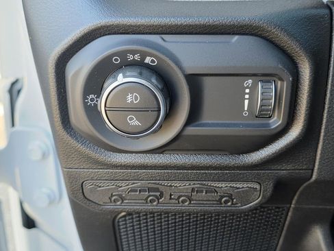 New 2026 Jeep Gladiator Sport image 24