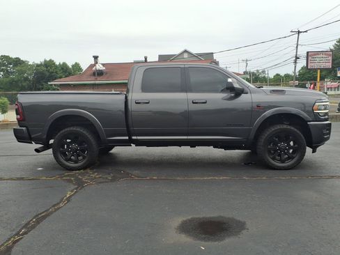 Certified 2022 RAM 3500 Laramie AWD/4WD image 7